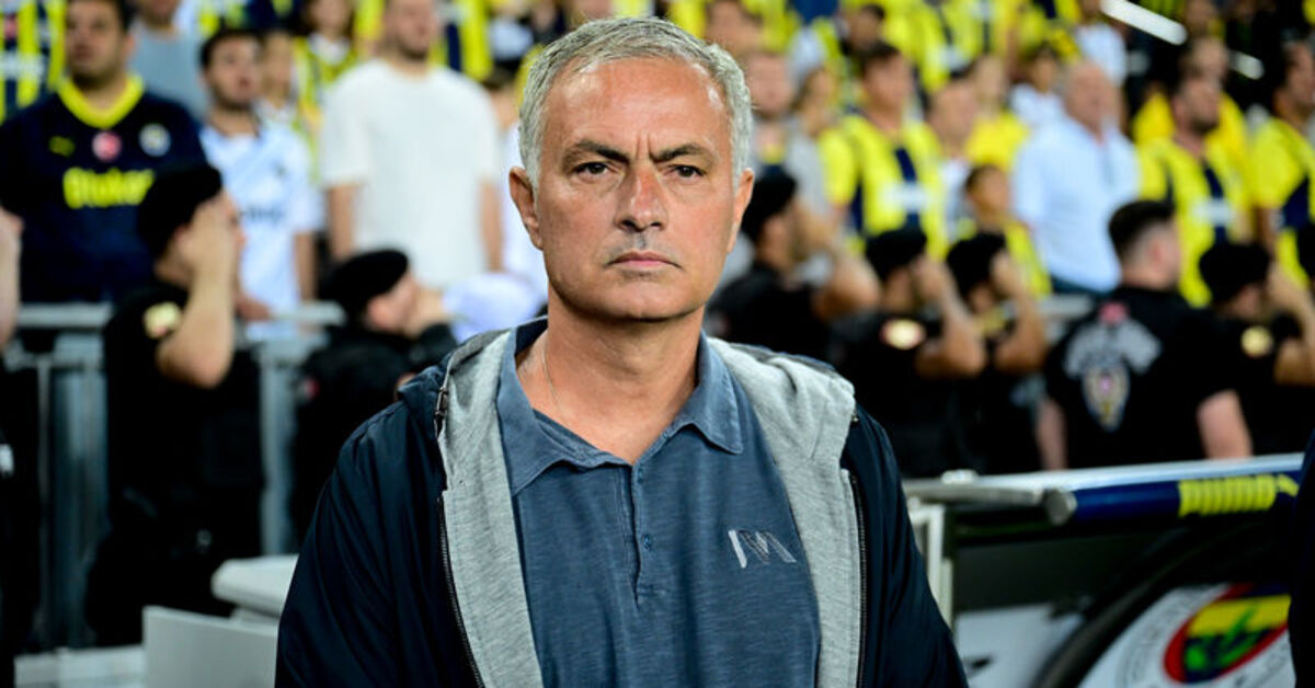 Jose Mourinho: Onlar gole çevirdi, biz atamadık!
