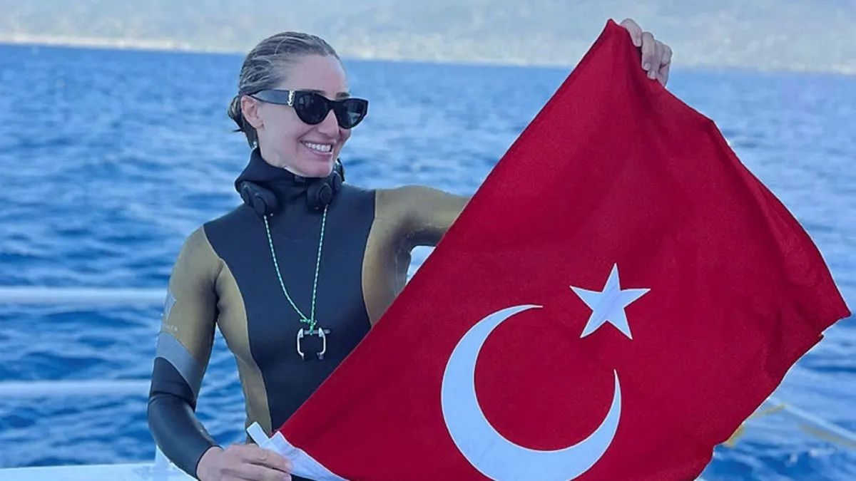 Şahika Ercümen, Serbest Dalış Dünya Şampiyonası’nda ikinci kez Türkiye rekoru kırdı