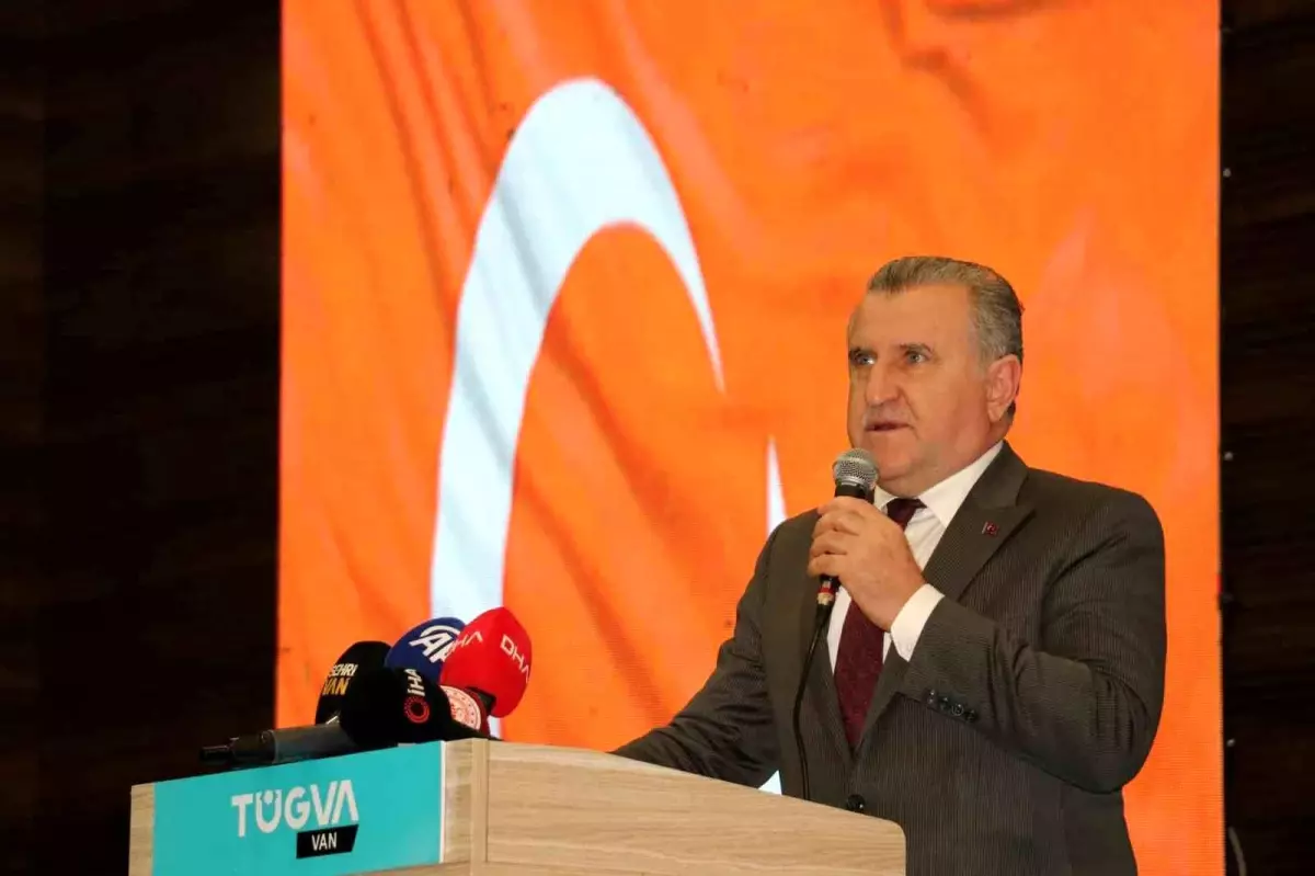 Gençlik ve Spor Bakanı Bak: ‘Gençlerimiz Ülkemizin Geleceği’