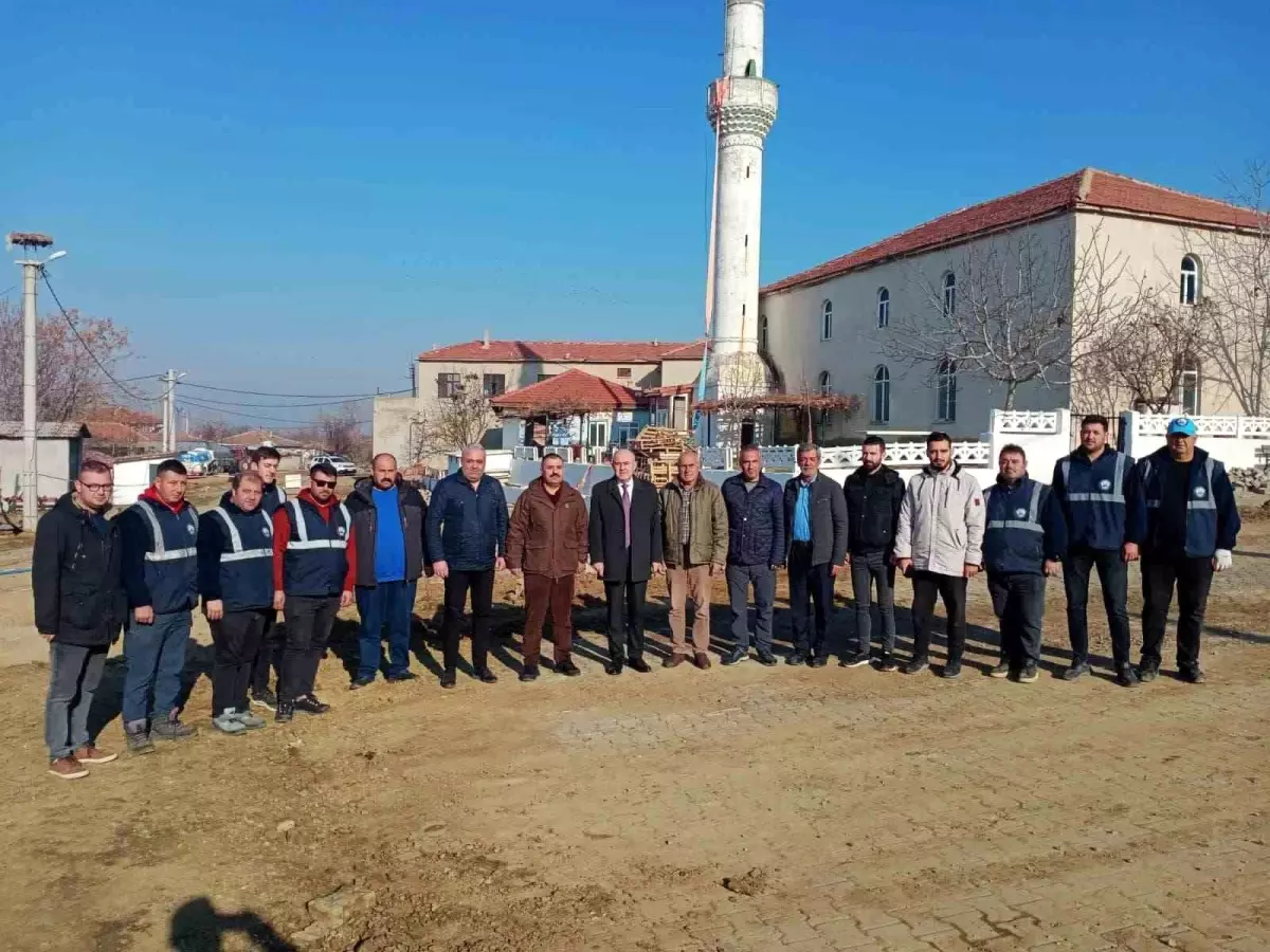 Kozköy’deki Camii Minaresi Kontrollü Olarak Yıkıldı