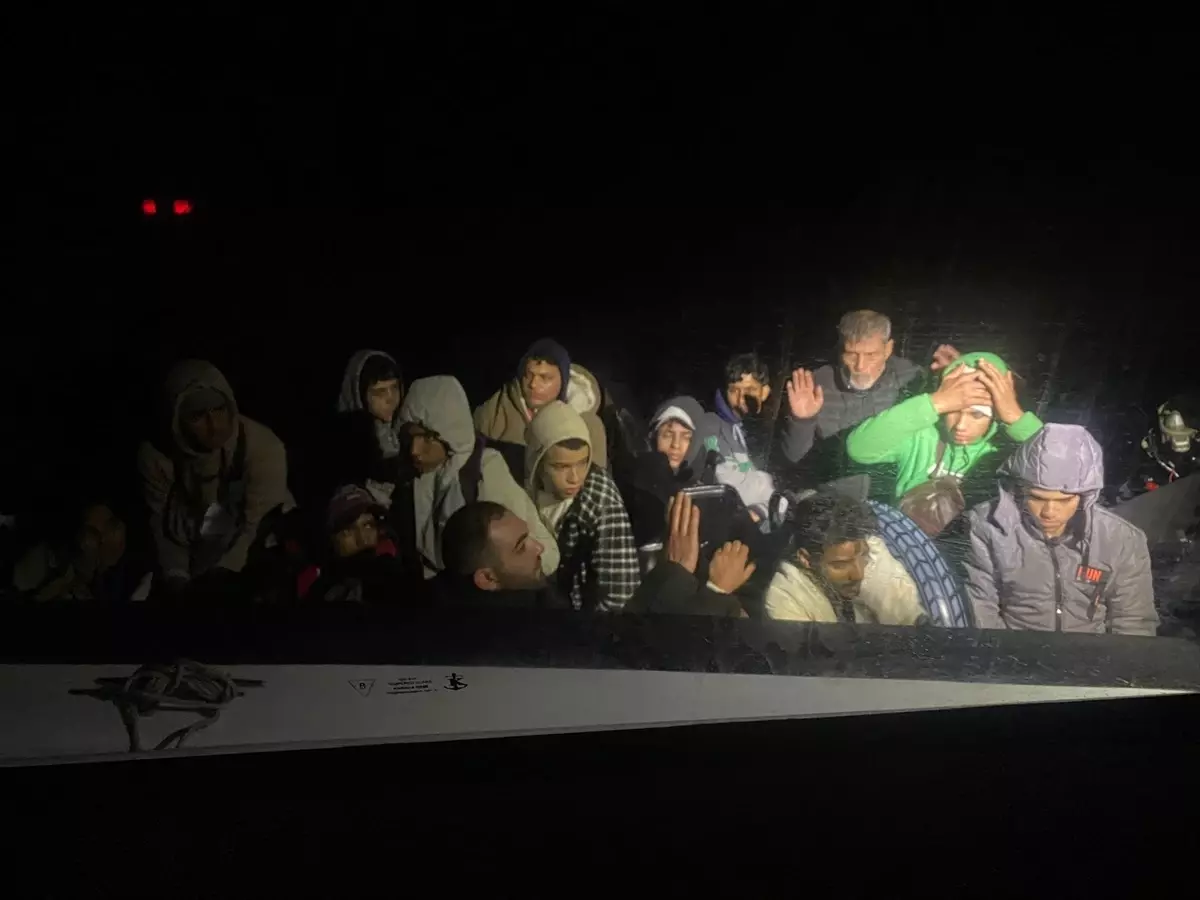 Marmaris’te 23 Göçmen Kurtarıldı