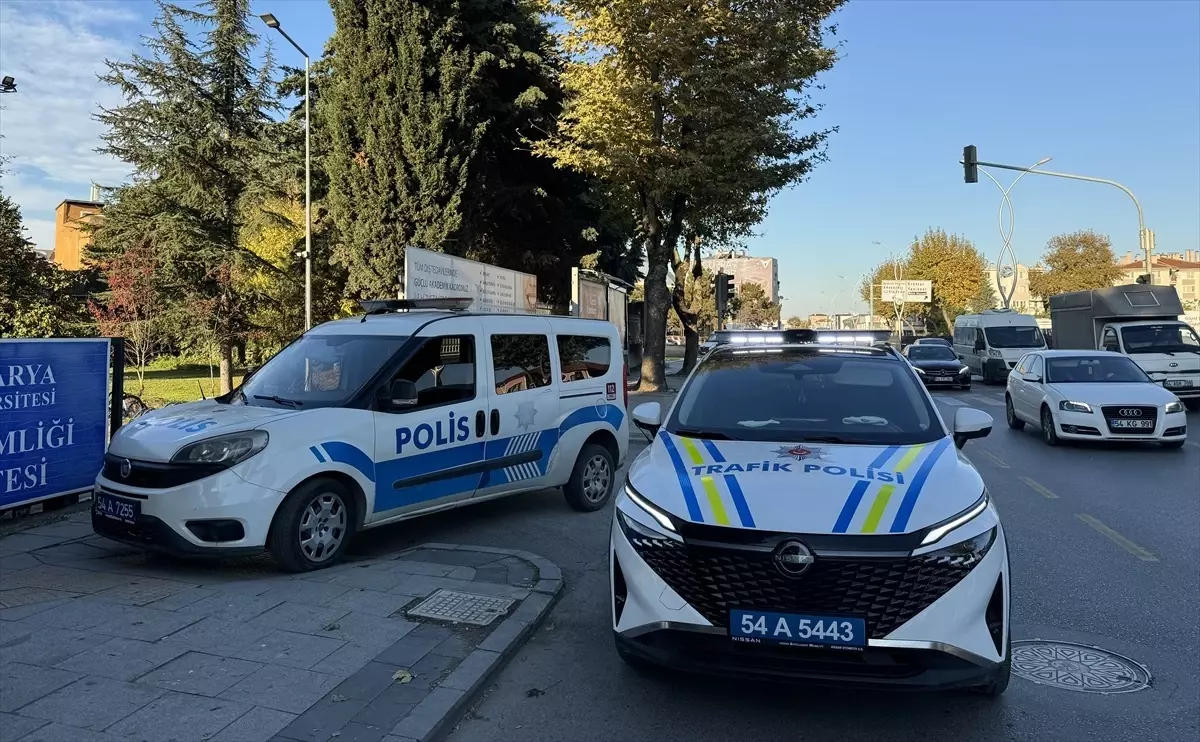 Sakarya’da Çocuk Trafik Kazasında Yaralandı