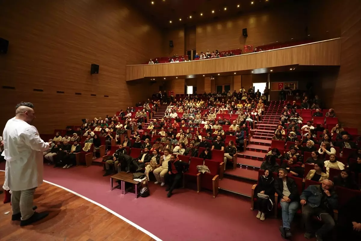 Sakarya’da ‘Sonsuzluğun Tedirginliği’ Tiyatrosu
