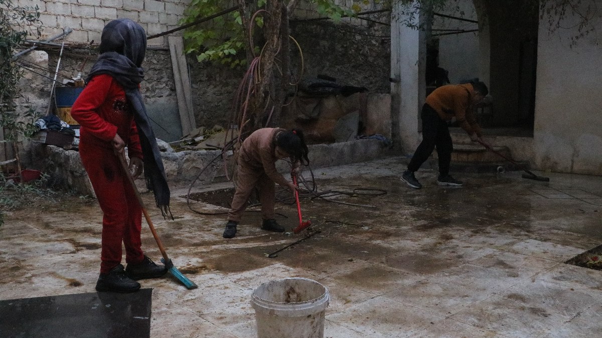 Suriye’den Türkiye’ye sığınan aile, 8 yıl sonra geri döndü