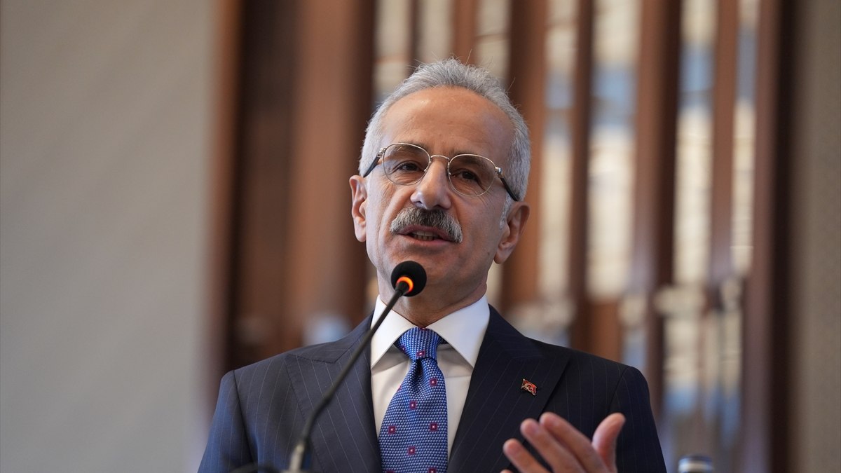 Abdulkadir Uraloğlu: 1 milyarın üzerinde zararlı erişim isteği engellendi