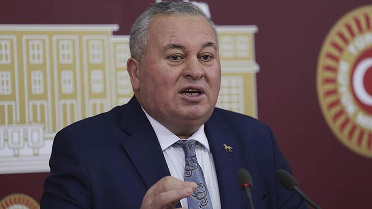 Cemal Enginyurt ve Salih Uzun CHP’ye katıldı