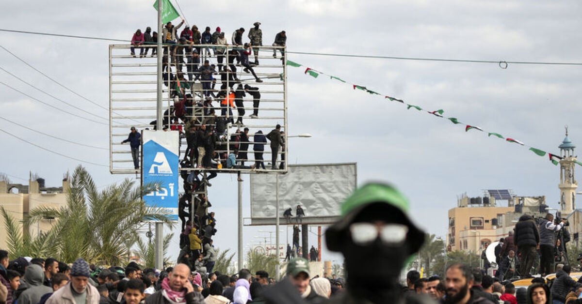 Hamas: Trump’ın Gazze’yi satın alma konusundaki açıklamaları saçma ve cehaleti yansıtıyor
