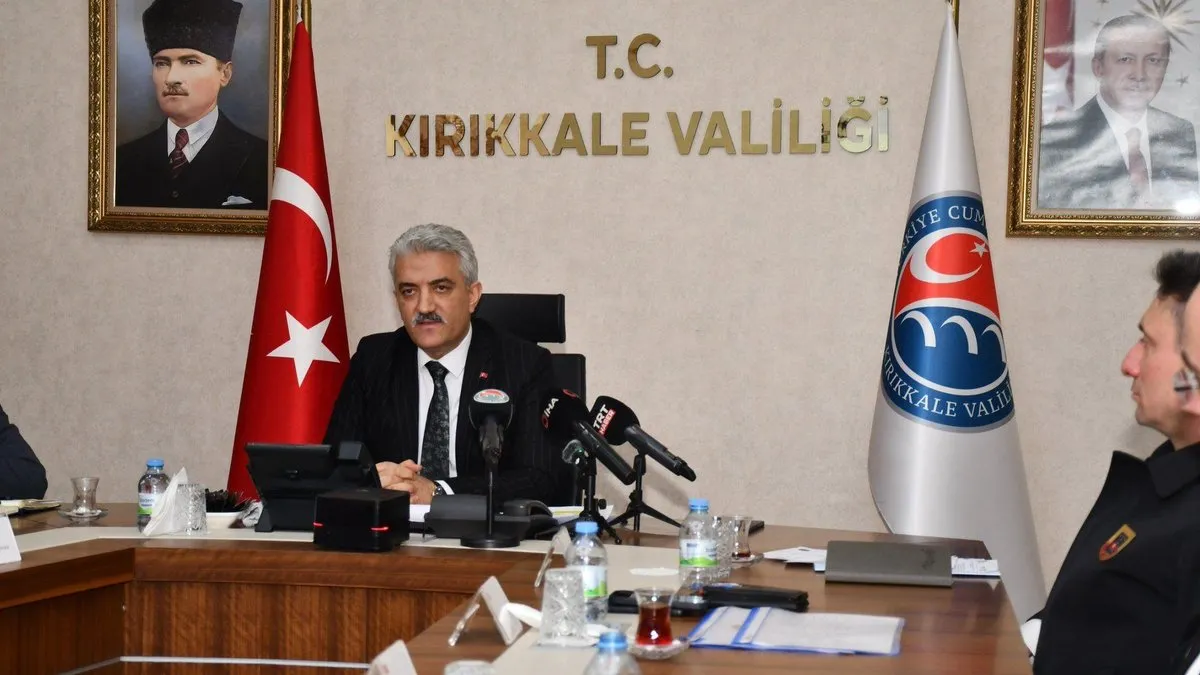 Sokak hayvanları üzerinden Vali Makas’a algı operasyonu