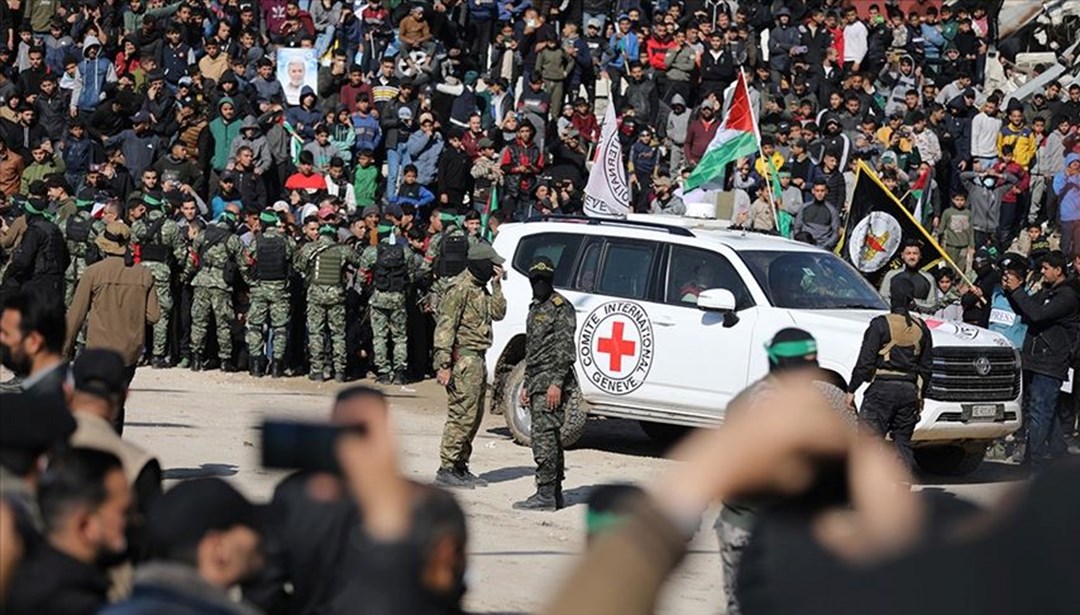 Hamas: “İsrail Gazze’den çekilirse rehineleri tek seferde veririz”