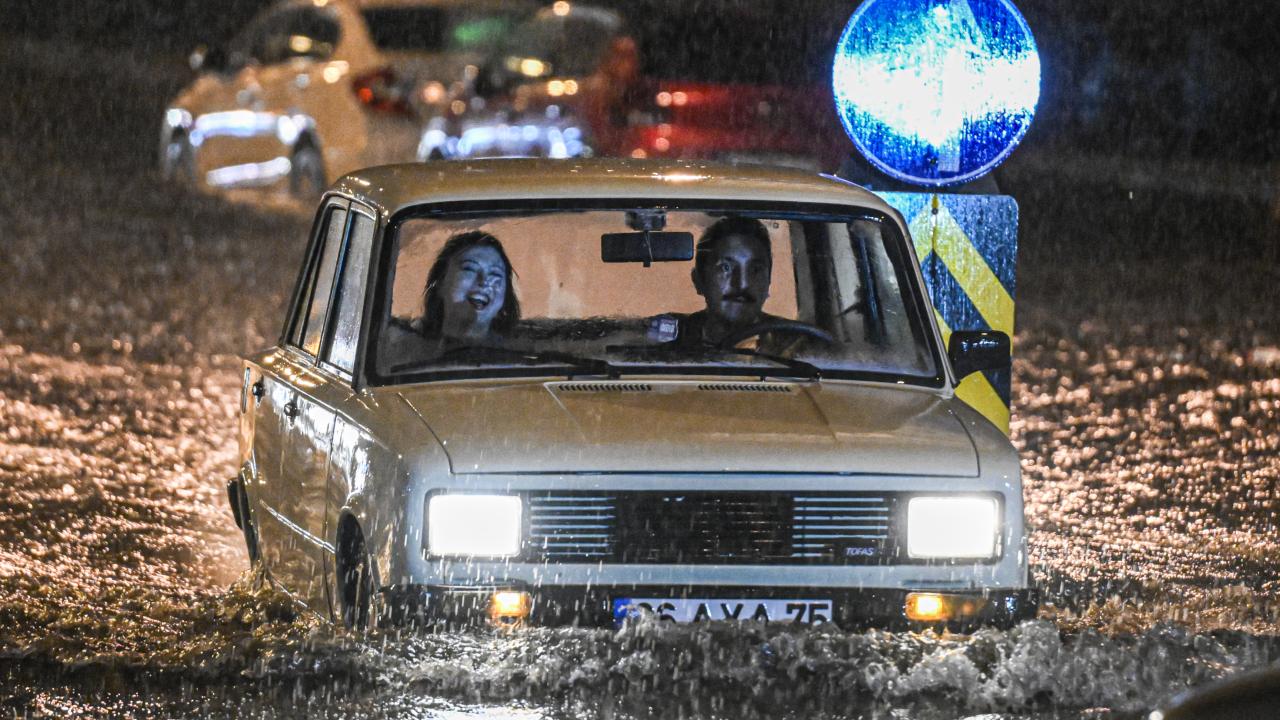 Meteoroloji’den Ankara için gök gürültülü sağanak uyarısı